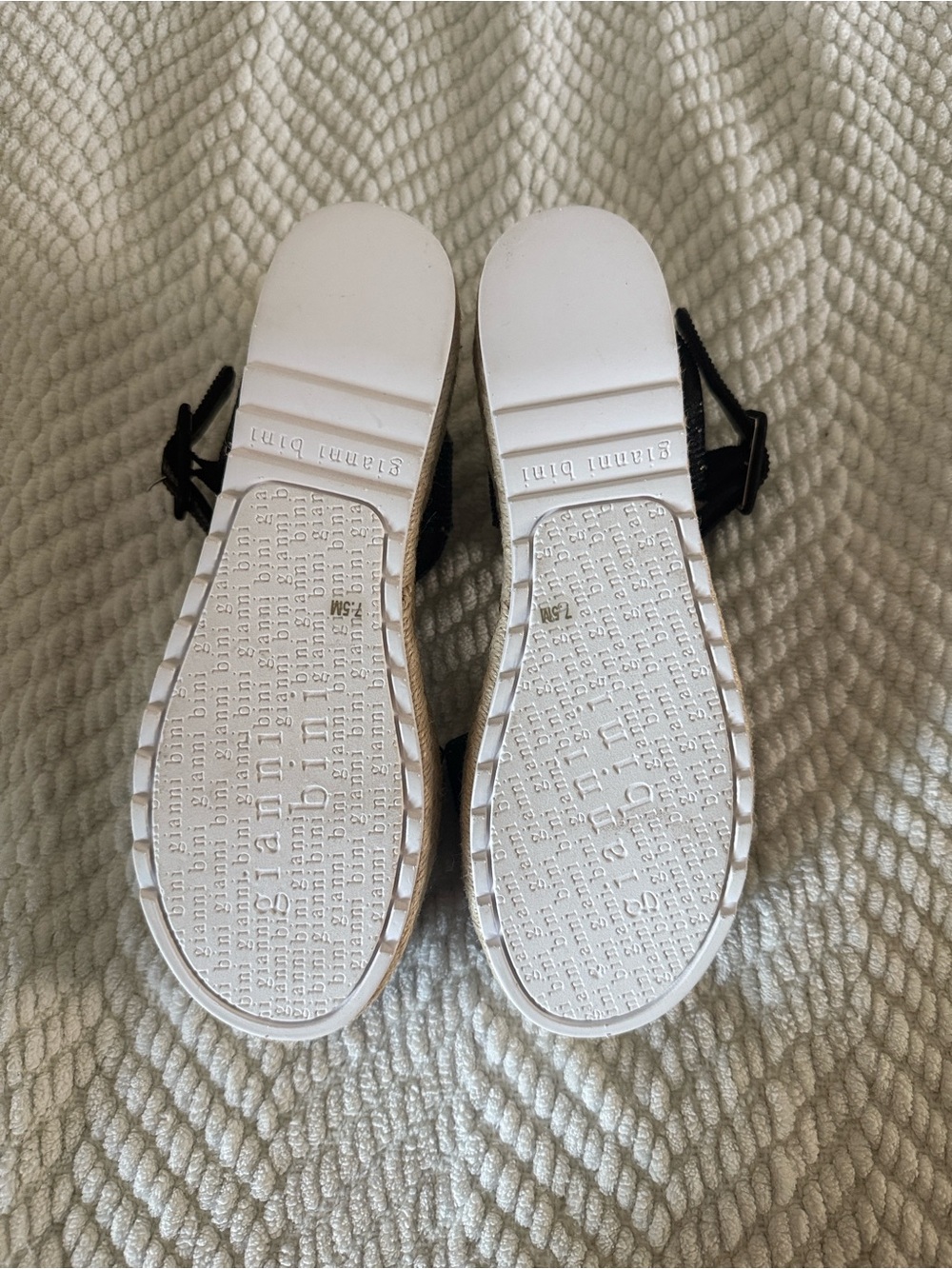Gianni Bini Black Espadrille Platform Sandals - Picture 5 of 5